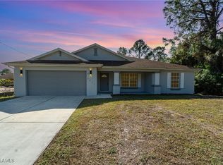2715 26th St W, Lehigh Acres, FL 33971