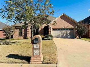 131 Sancerre Dr, Maumelle, AR 72113