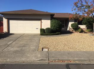 921 Manor Dr, Sonoma, CA 95476