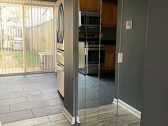 4th image of 2123 Ferguson Pl