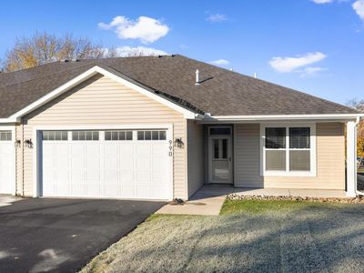 990 Lovell Ave W, Roseville, MN, 55113