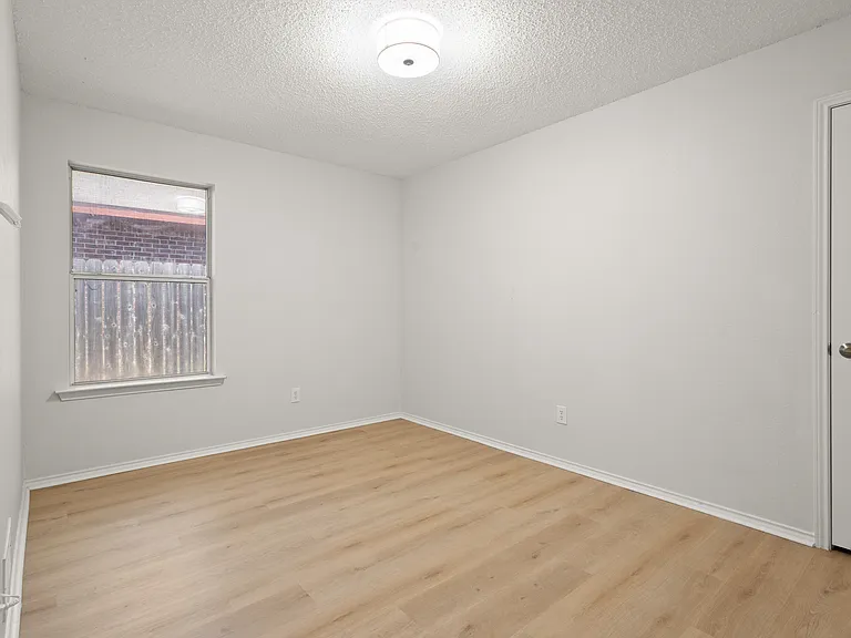 6808 Cedar Shadow Dr — Photo 17