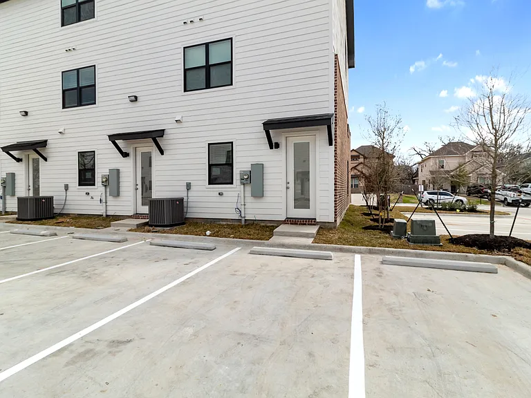 310 Fairway Dr #113 — Photo 30