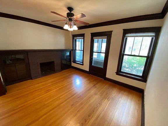 3rd image of 5110 N Ashland Ave APT 1