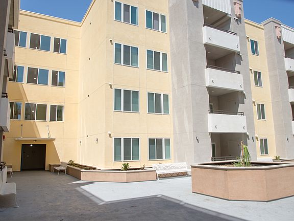 4th image of 14135 Cerise Ave #2a9620c96
