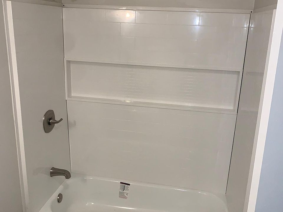 Shower/Tub