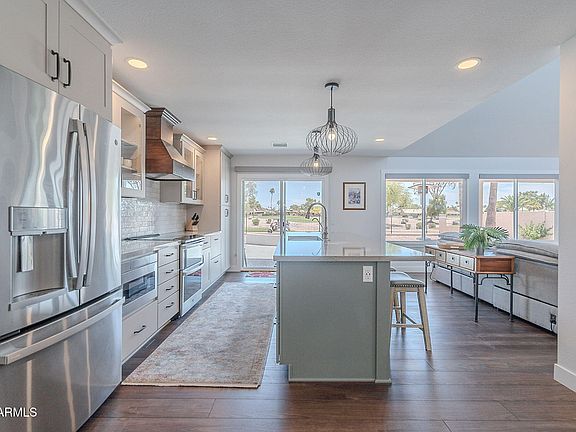 5th image of 25607 S GLENBURN Drive