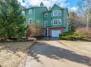 106 Anchor Dr, Halifax, NS B3N3E1