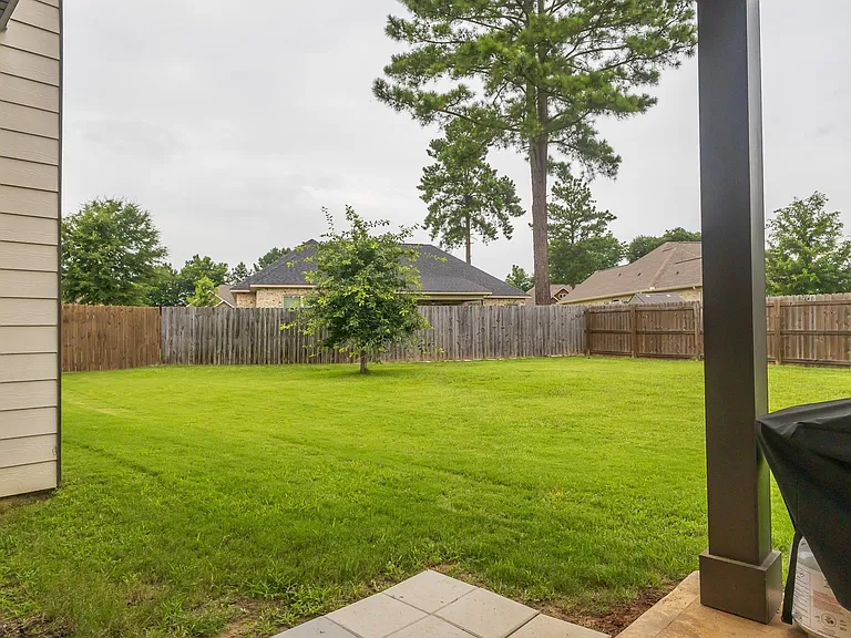 202 Warhawk Dr — Photo 35