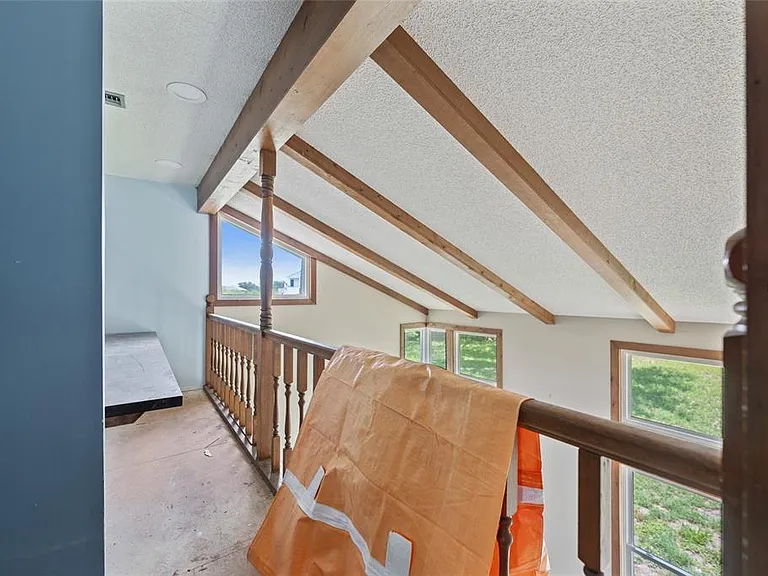 8735 Rancho Ct — Photo 6