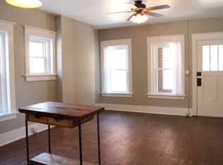 422 E Edwards St, Springfield, IL 62701