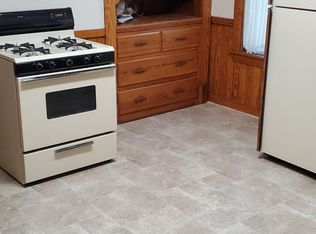 35 Thorndike Rd, North Andover, MA 01845