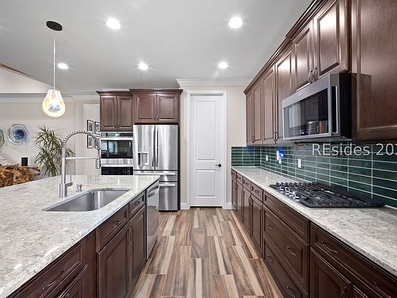 3rd image of 1112 Shoreside Dr