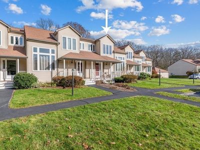 81 Willow Pond Dr, Rockland, MA, 02370