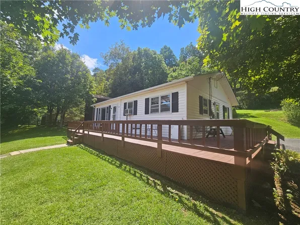 211 Arthur G Caudill Rd, West Jefferson, NC 28694