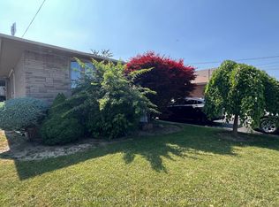 28 Hove St #BASEMENT, Toronto, ON M3H 4Y9