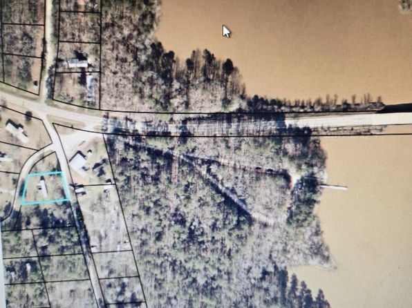 1016 Lakeview Ln, Tignall, GA 30668
