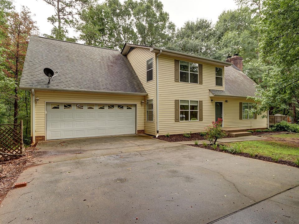 1st image of 236 Shannon Lake Cir