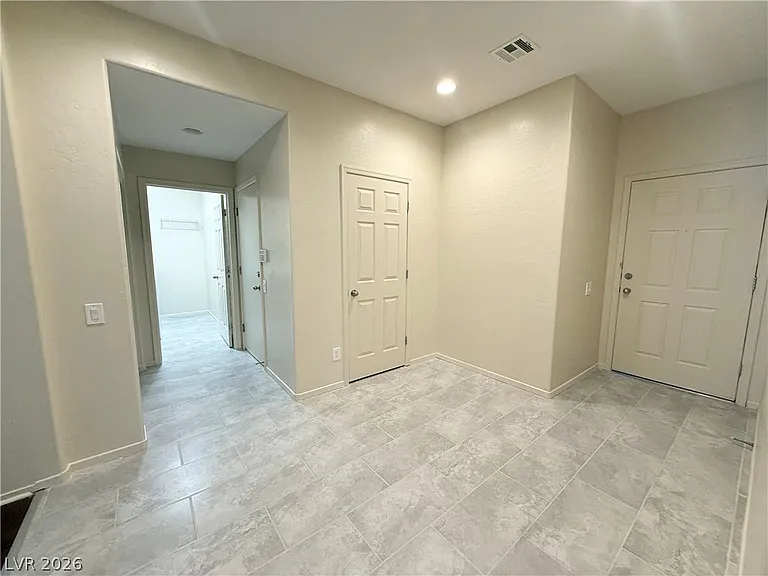 2660 Dirleton Pl — Photo 3