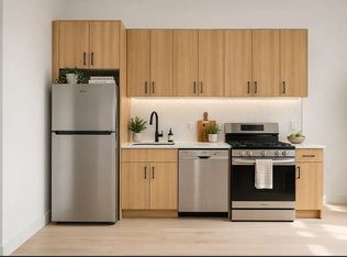 14 E 31st St #1, Brooklyn, NY 11226