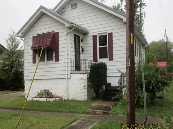 317 Webster St, Harrisburg, IL 62946