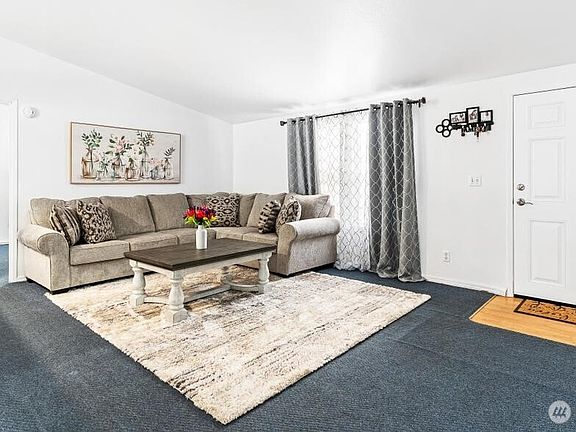 3rd image of 700 N Reed #14