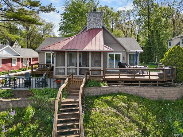 7620 N Sandy Beach Dr, Monticello, IN 47960