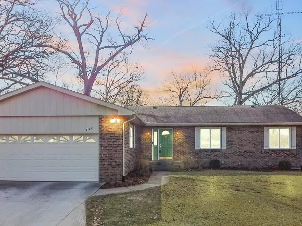 5128 N Highland Cove Ct, Monticello, IN 47960