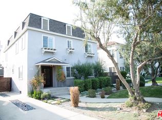 681 S Bronson Ave, Los Angeles, CA 90005
