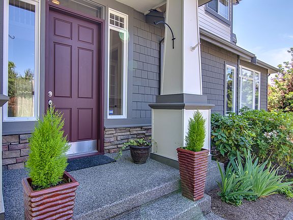 2nd image of 20511 NE 22nd Ct