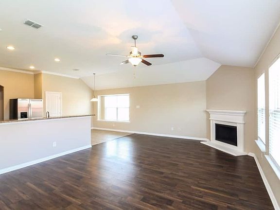 5th image of 1328 Hearthstone Dr