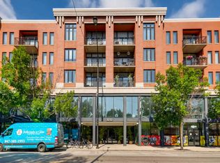 3232 N Halsted St APT D702, Chicago, IL 60657