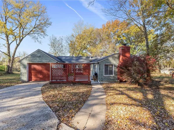 2728 S Westport Rd, Independence, MO 64052