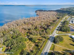 106 Union Ave, Crescent City, FL 32112