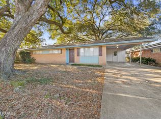 204 Dryades Ln, Lafayette, LA 70503