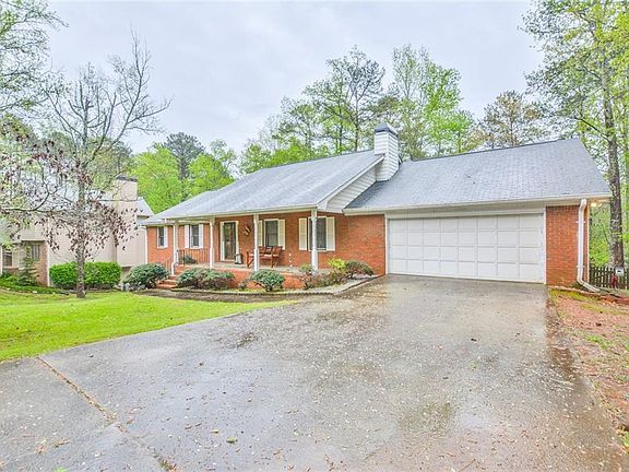 2nd image of 4821 W Lake Dr SE