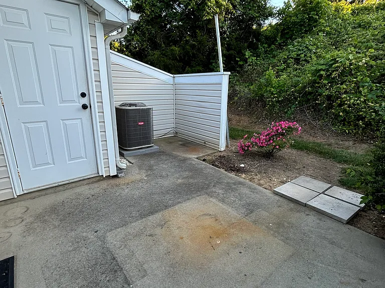 119 Ross Moore Ave — Photo 14