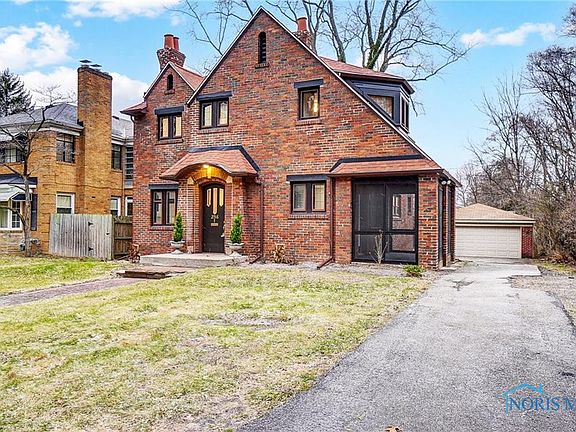 2nd image of 2516 Kenwood Blvd