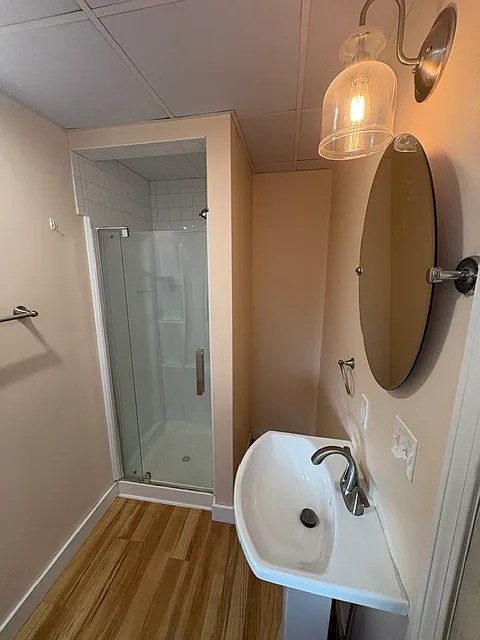 1 bed, 750 sqft, $2,100 — Photo 4