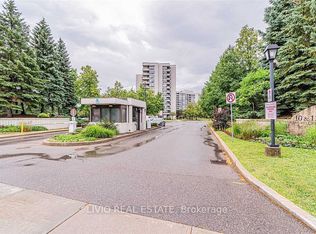 10 Laurelcrest St #310, Brampton, ON L6S 5Y3