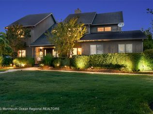 3 Ellis Ct, Monmouth Beach, NJ 07750