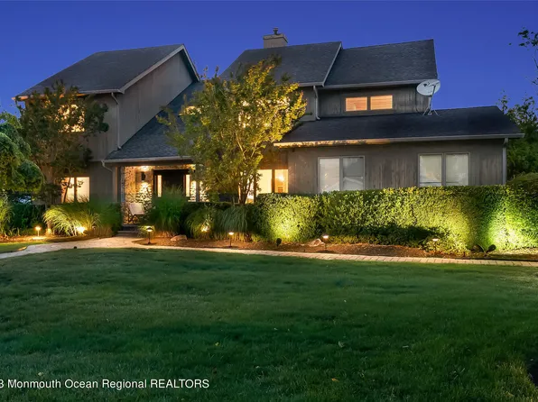 3 Ellis Court, Monmouth Beach, NJ 07750