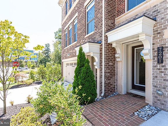 4th image of 7201 Holywell Ln