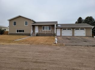 285 W 8th St N, Cheyenne Wells, CO 80810