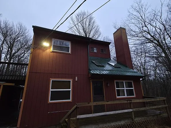 1021 Hickory Run Rd, Newfoundland, PA 18445