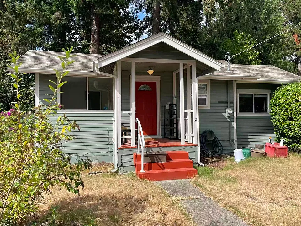 11513 30th Ave NE