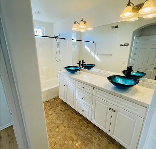 4012 Backshore Ct #1 — Photo 34