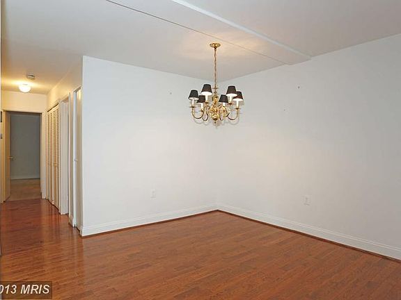 5th image of 430 Girard St APT 103