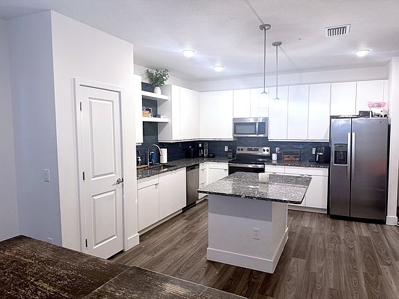 2nd image of 2570 Apopka Reserve Ln #419