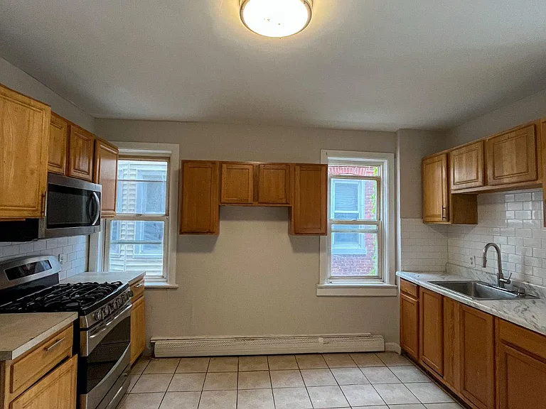 1512 S Broad St — Photo 9